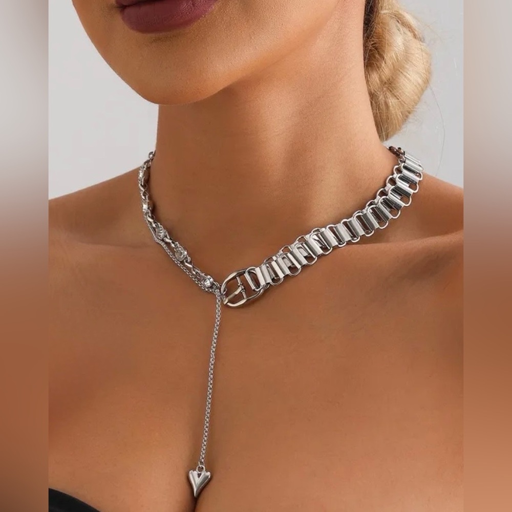 Silver Heart Drop Chunky Toggle Necklace